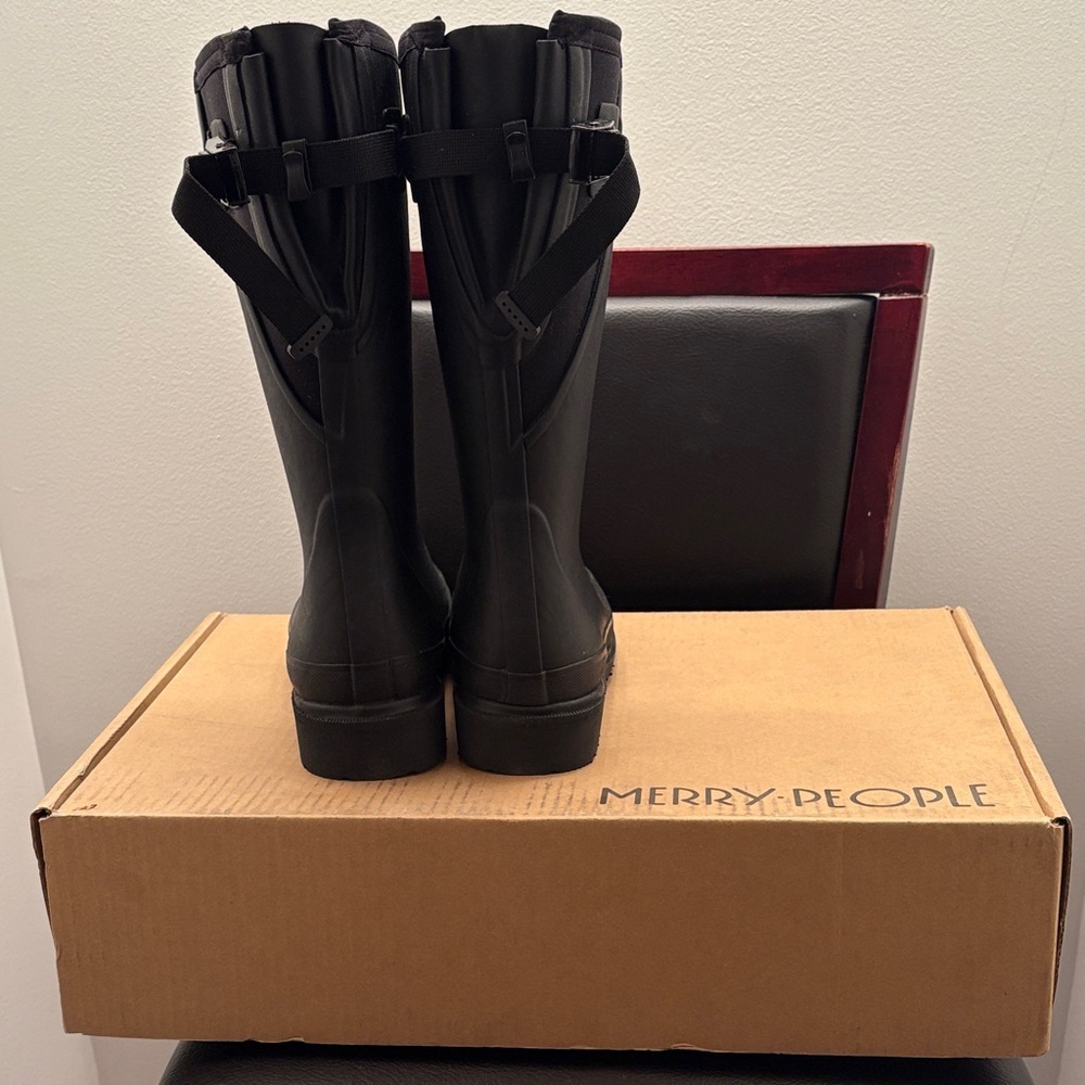 New Tall Waterproof Merry People Darcy Boot Black Women's Rain Boots Size 6-6.5 - Picture 5 of 6